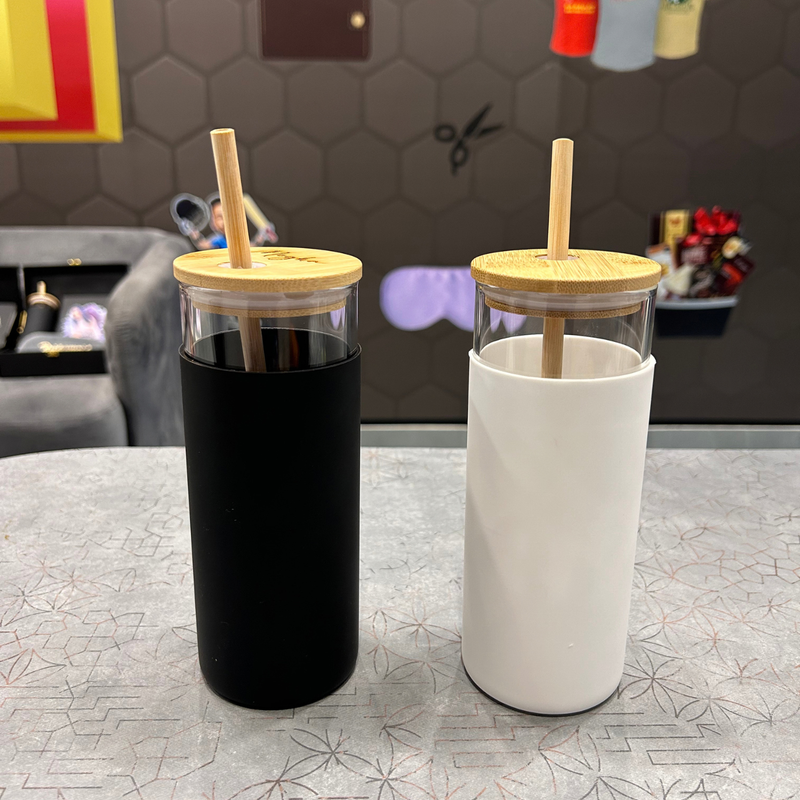 Personalised Bamboo Glass Tumbler | Glass Mug with Bamboo Lid & Straw